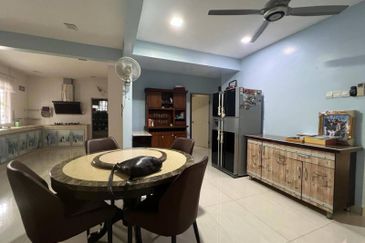 Taman Tasik Semenyih (Lake Residence)