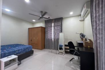 Taman Tasik Semenyih (Lake Residence)