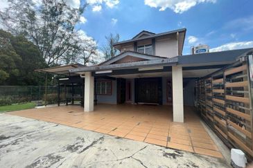 Taman Tasik Semenyih (Lake Residence)