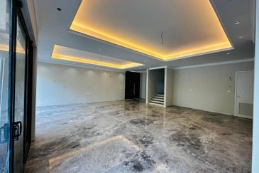 Bandar Tropicana Aman