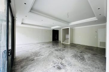 Bandar Tropicana Aman