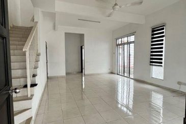 Seksyen 30, Shah Alam