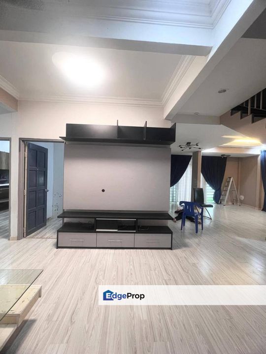 Taman Desa Sentosa, Bandar Baru Bangi 1.5 Storey Semi D For Sale RENOVATED, Selangor, Bangi