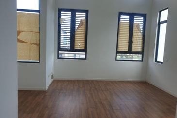 Tenderfields @ Eco Majestic