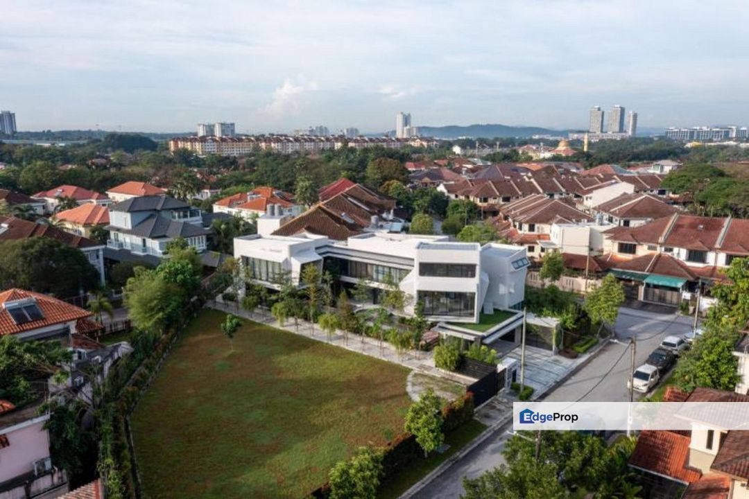 Kota Damansara, Petaling Jaya 2 Storey Bungalow For Sale BEAUTIFUL SPACIOUS, Selangor, Kota Damansara