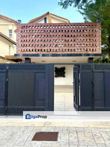 Urbana, D'Alpinia, Puchong 2.5 Storey Bungalow For Sale RENOVATED, Selangor, Puchong South