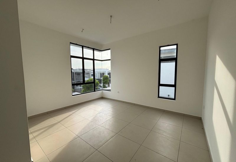 Frossa @ Setia Ecohill 2