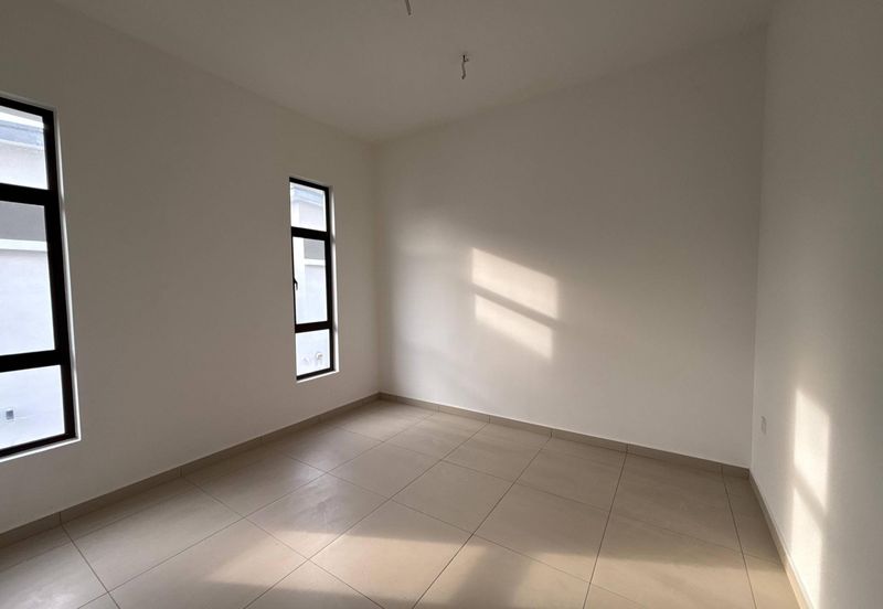 Frossa @ Setia Ecohill 2