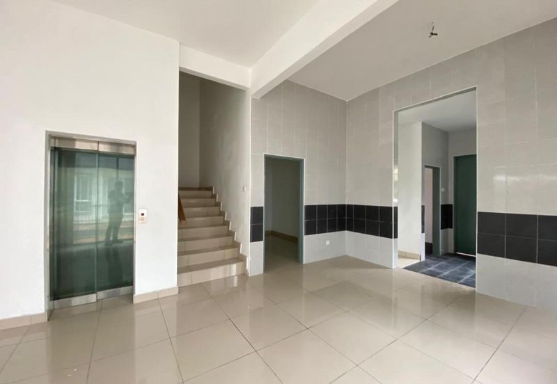 Taman Baiduri, Dengkil