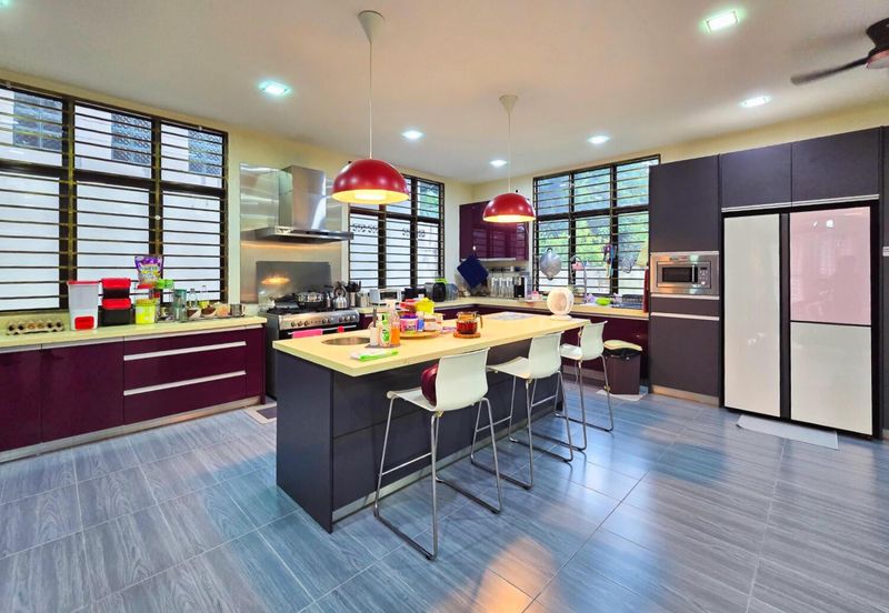 SU3 @ Bandar Saujana Utama