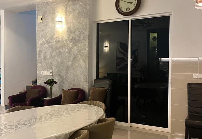 Duta Villa, Presint 14