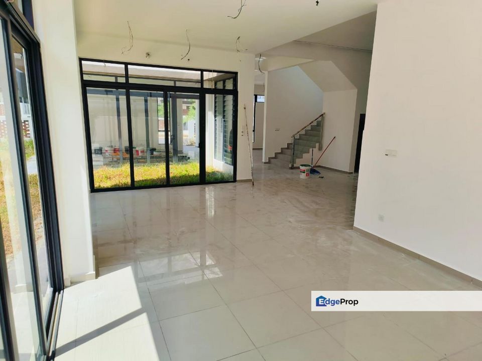 Country Villa Ayer Keroh, Melaka 2 Storey Semi D For Sale SPACIOUS, Melaka, Ayer Keroh