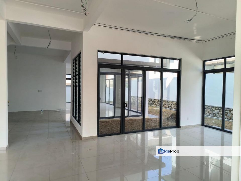 Country Villa Ayer Keroh, Melaka 2 Storey Semi D For Sale SPACIOUS, Melaka, Ayer Keroh