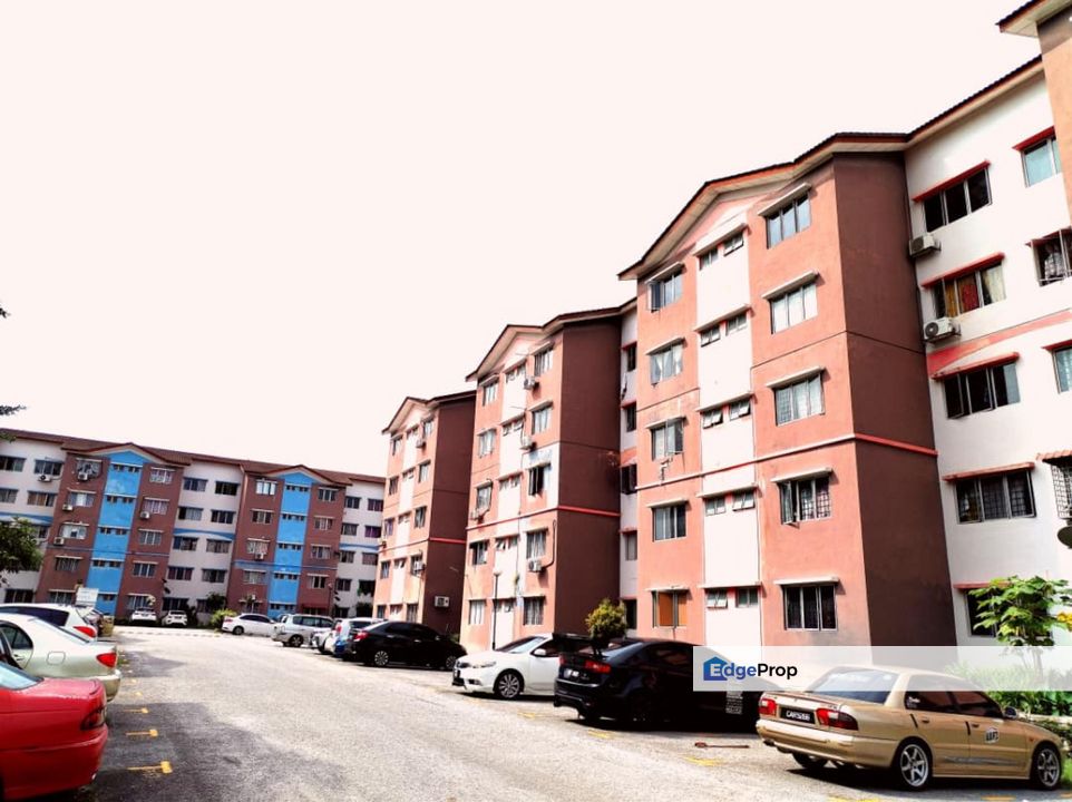 Iris Apartment, Saujana Utama, Sungai Buloh For Sale BELOW MARKET, Selangor, Sungai Buloh