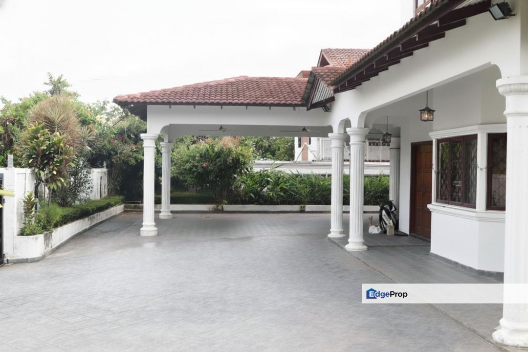 SS19, Subang Jaya 2 Storey Bungalow For Sale BEAUTIFUL RENOVATED, Selangor, Subang Jaya