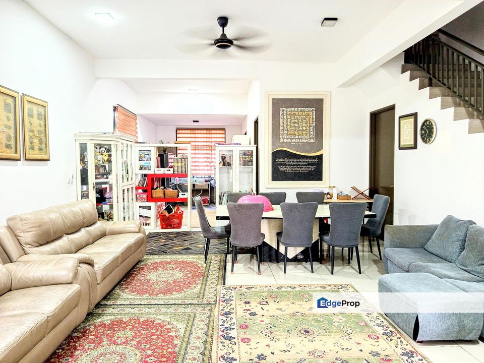 Myra Saujana, Sungai Merab, Dengkil 2 Storey Terrace For Sale  END LOT, Selangor, Dengkil