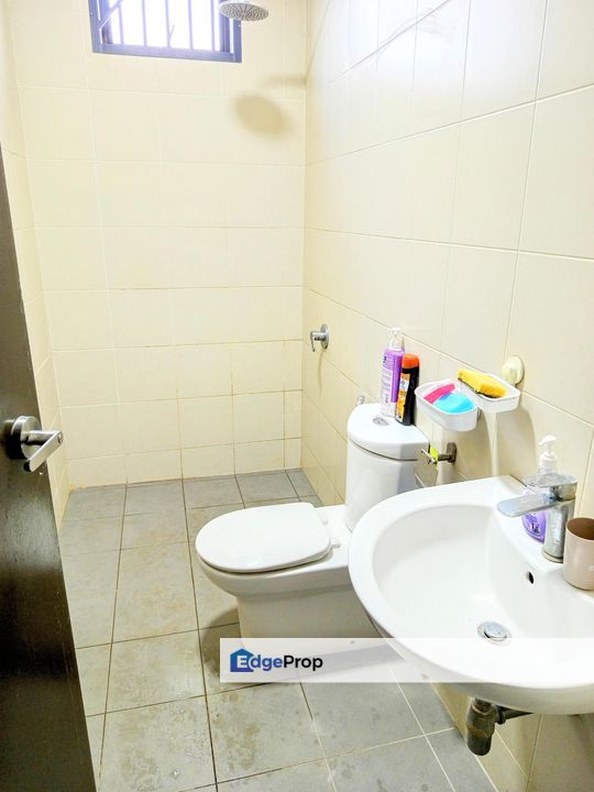 Myra Saujana, Sungai Merab, Dengkil 2 Storey Terrace For Sale  END LOT, Selangor, Dengkil