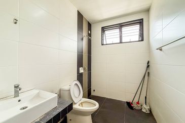 Saffron Hills @ Denai Alam