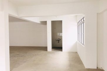 Salak Perdana Business Park