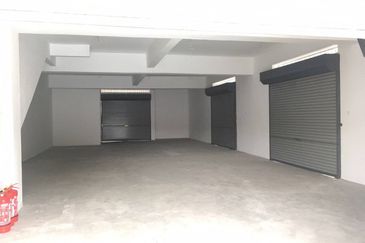 Salak Perdana Business Park