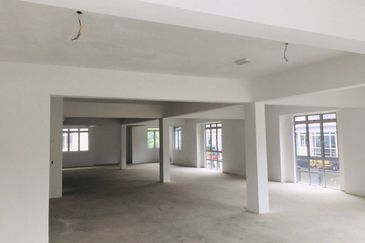 Salak Perdana Business Park