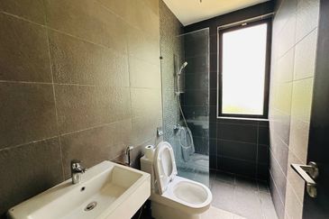 Vittaria, Setia Eco Glades