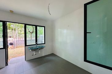 Vittaria, Setia Eco Glades