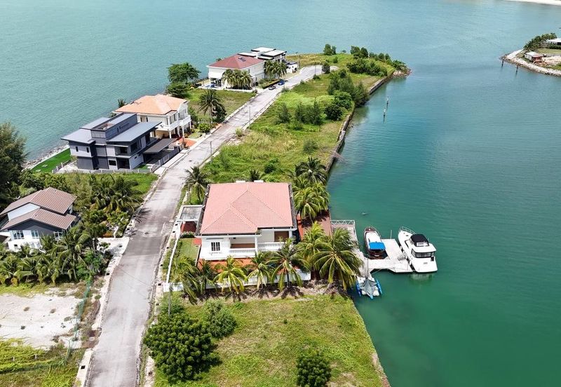 Avillion Admiral Cove