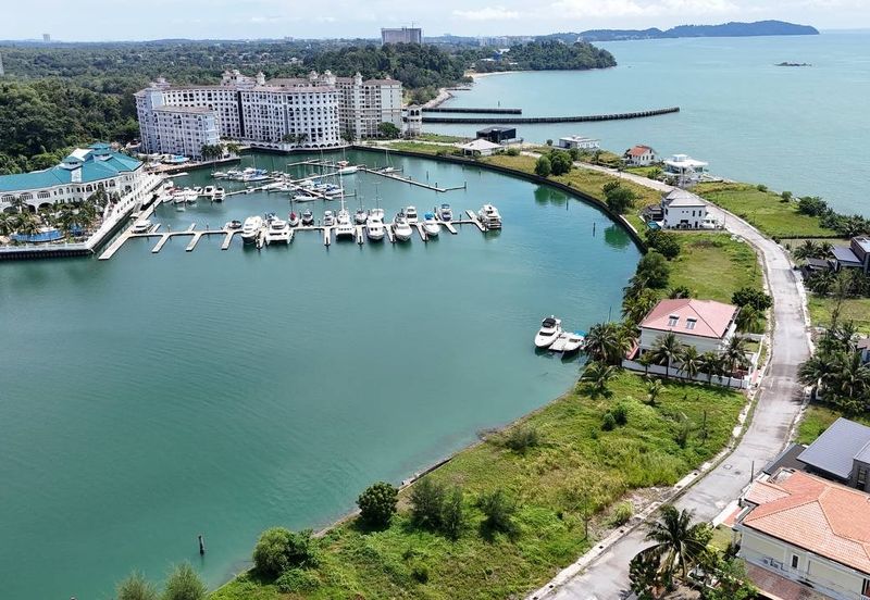 Avillion Admiral Cove