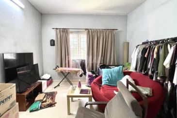 Ulu Klang, Selangor Double Storey Terrace For Sale CORNER LOT BELOW MARKET