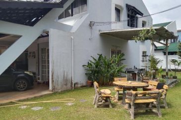 Ulu Klang, Selangor Double Storey Terrace For Sale CORNER LOT BELOW MARKET