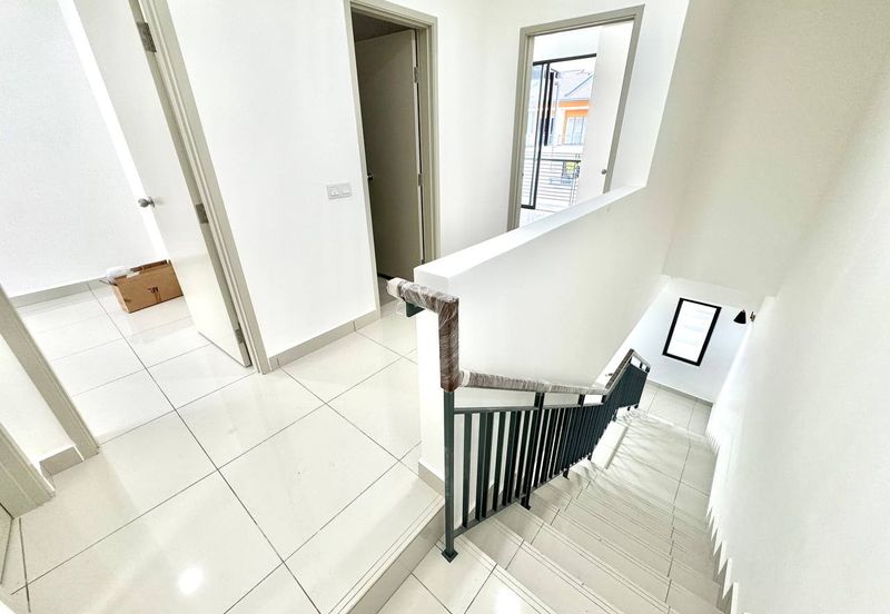 Robin @ Bandar Rimbayu