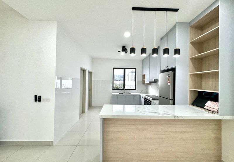 Robin @ Bandar Rimbayu