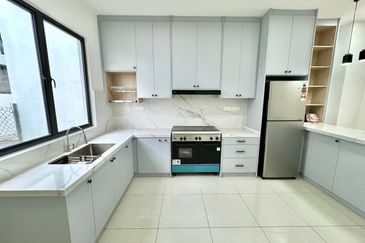 Robin @ Bandar Rimbayu