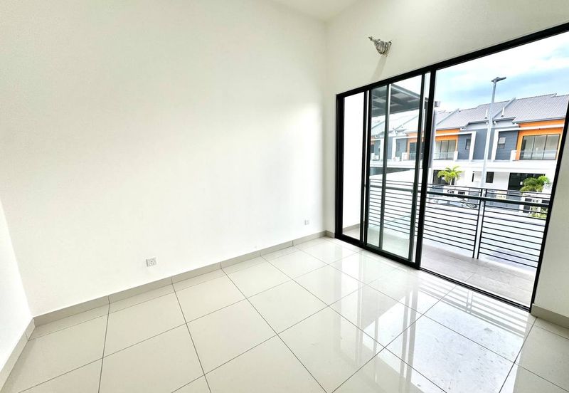 Robin @ Bandar Rimbayu