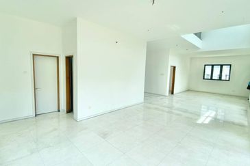 Cahaya SPK, Seksyen U9