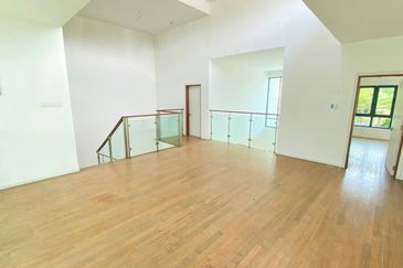 Cahaya SPK, Seksyen U9