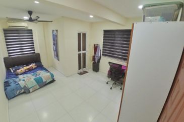 Taman Tasik Semenyih (Lake Residence)