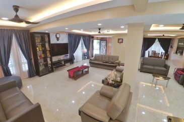 Taman Tasik Semenyih (Lake Residence)