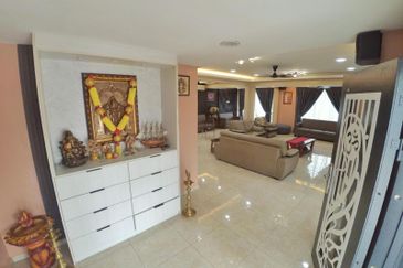 Taman Tasik Semenyih (Lake Residence)