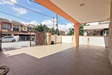 Bandar Country Homes