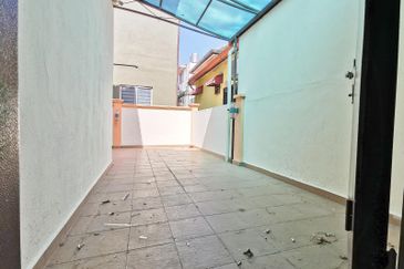 Bandar Country Homes