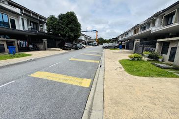 Saffron Hills @ Denai Alam