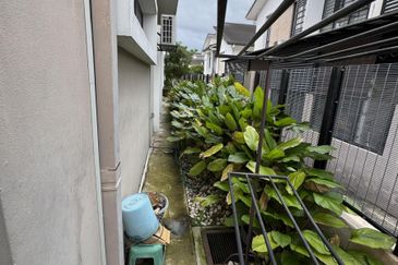 Saffron Hills @ Denai Alam