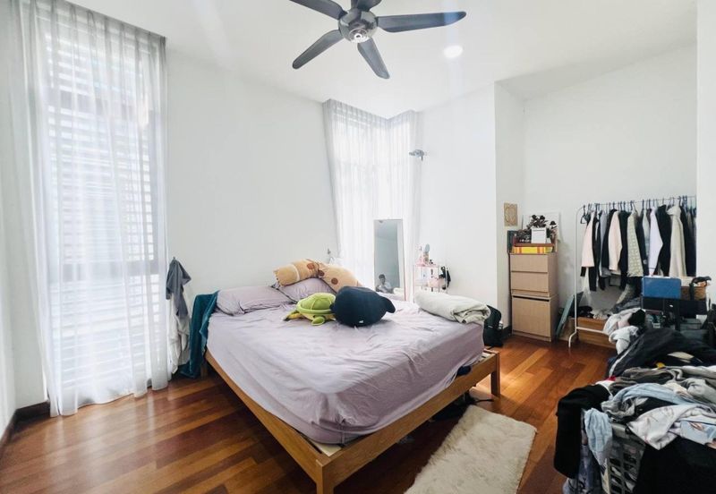 Augusta Residence, Presint 12