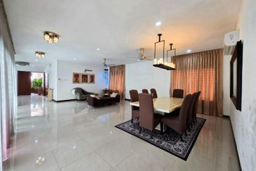 USJ Avenue @ USJ Heights