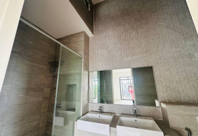 The Mulia Residence, Cyberjaya 3 Storey Terrace For Sale END LOT