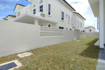 Candella Setia Alamsari