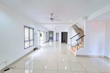 Taman Jenderam Damai