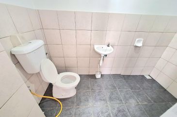 Taman Jenderam Damai